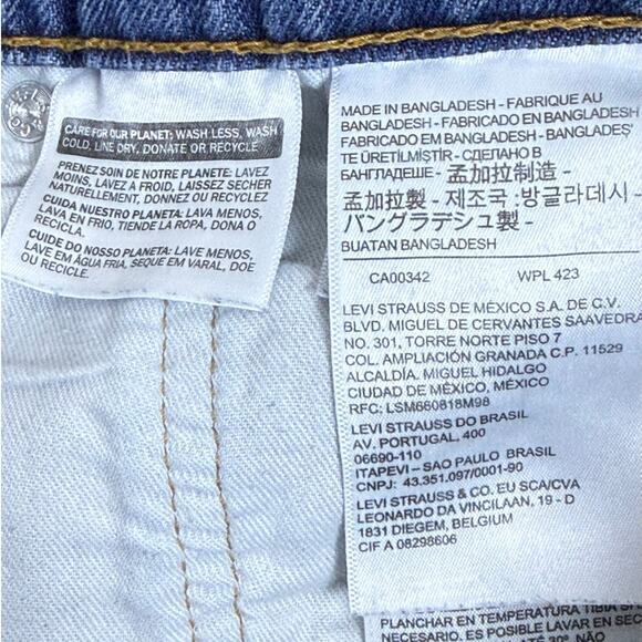 LEVI'S 511 Cutoff Denim Fringed Jean Shorts/Jorts. Levi Strauss & Co. Size 34 - Picture 4 of 7